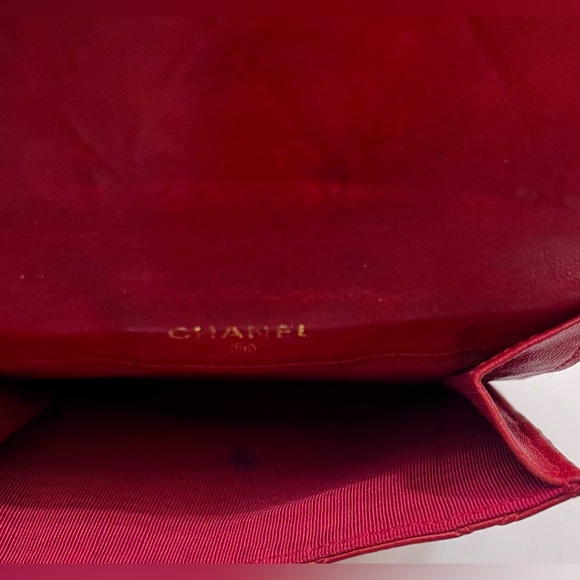 🌟Vintage Chanel Red Compact Wallet - Picture 4 of 13
